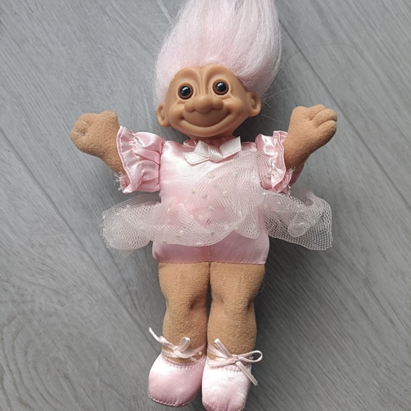 Russ Good Luck Troll Dolls/Figurines - Vintage Collectibles - Picture 2 of 6